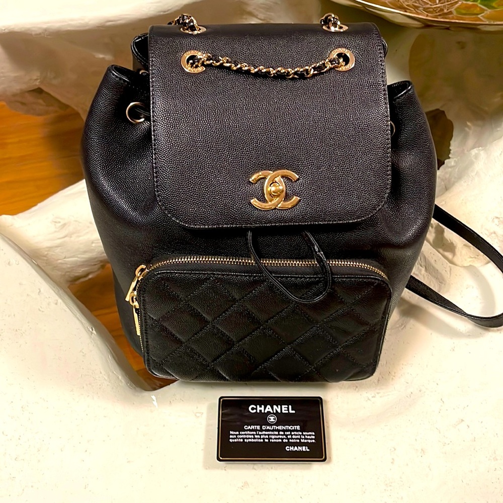 CHANEL Caviar quilted business affinity backpack